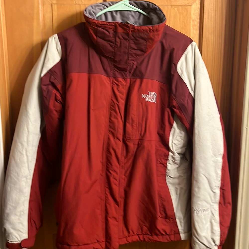 North Face Hyvent winter coat Size M